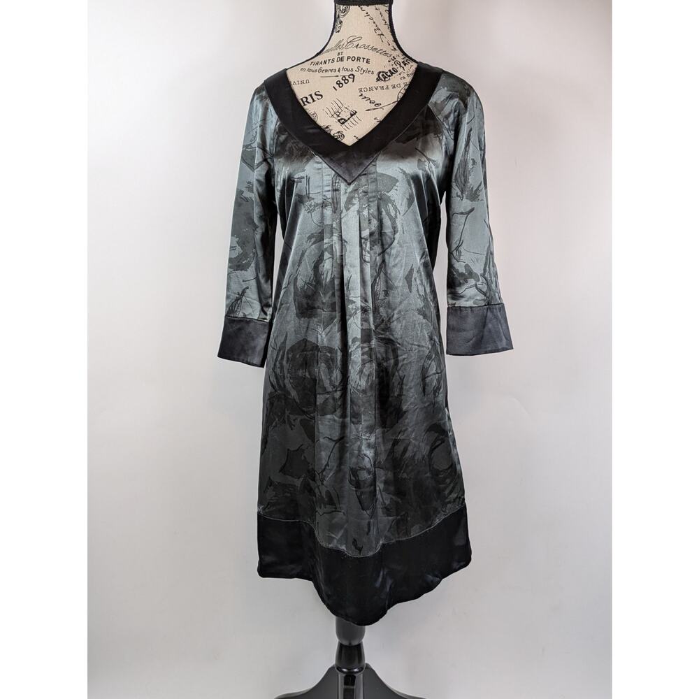 Daisy Fuentes Womens Sz Small Slip Dress Mini Short V-Neck Nightgown 3/4 Sleeve